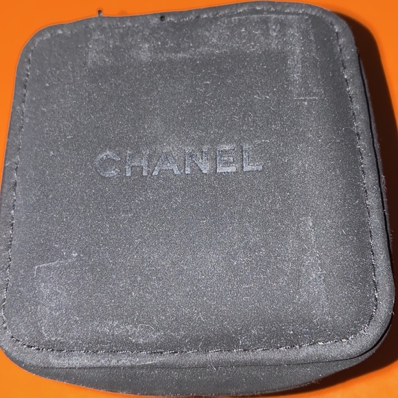 Chanel Watch - Picture 7 of 8